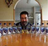 Sanoiko joku viinaa?