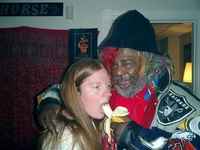 Li Andersson saa banaania