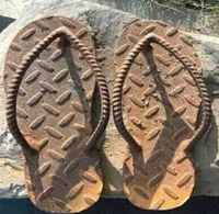 Kulutusta kestävät kusiluistimet