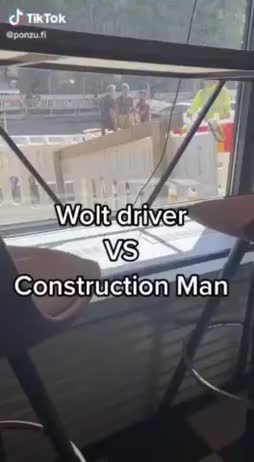 Wolt neekeri vs rakennusmies