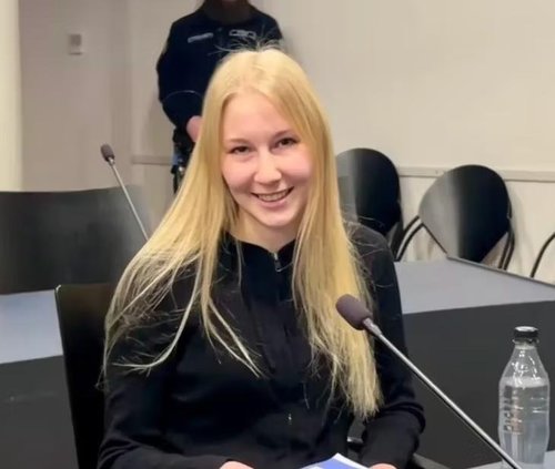 EVITA SÖPÖIN BABYGURL XOXO