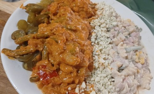 AuraKaiserKanaCurry hässäkkä