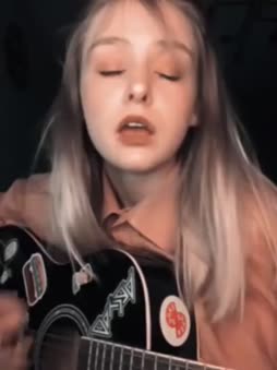 Söpö venakko musisoi