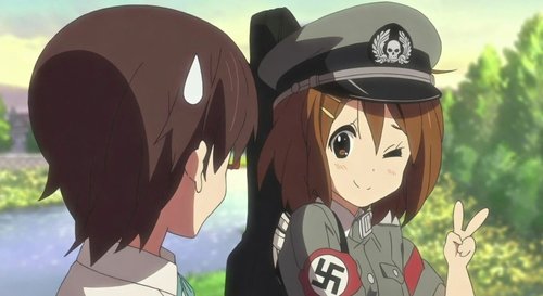 uwu hitler sama (ಠ⌣ಠ)